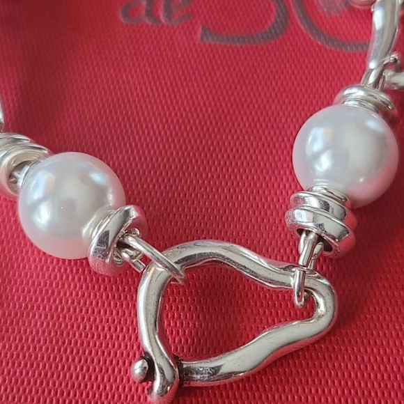 UNO de 50 Bracelet • Perla Mosqueta • BN - Picture 5 of 15